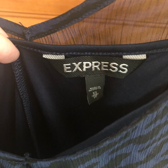 Express 2 Layer Shirt - Picture 2 of 3
